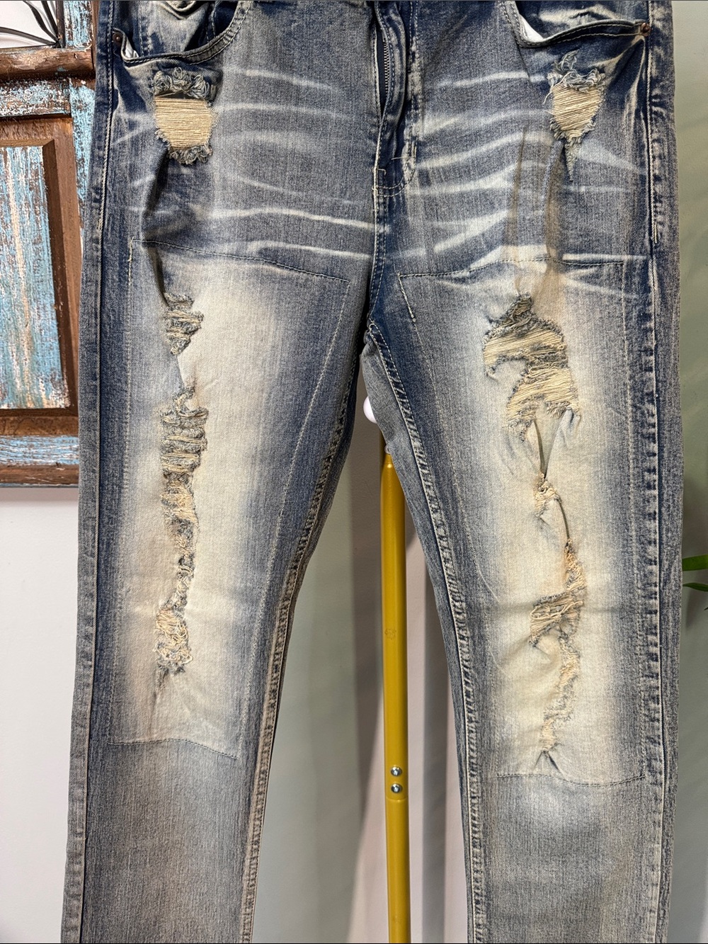 SOC moto Slim Straight Distressed Jeans in Faded Blue ombré 36 - Picture 2 of 15